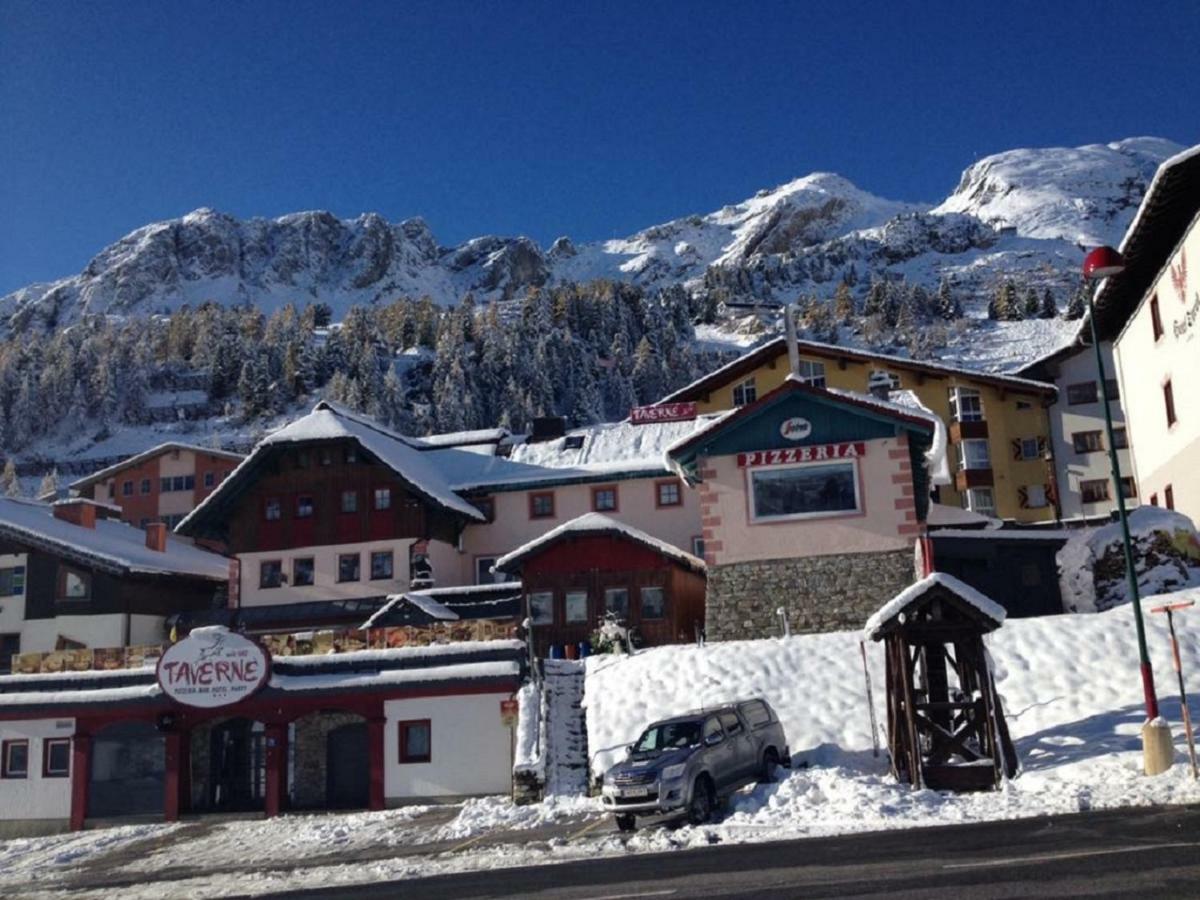 Party Hotel Taverne Obertauern Exteriör bild